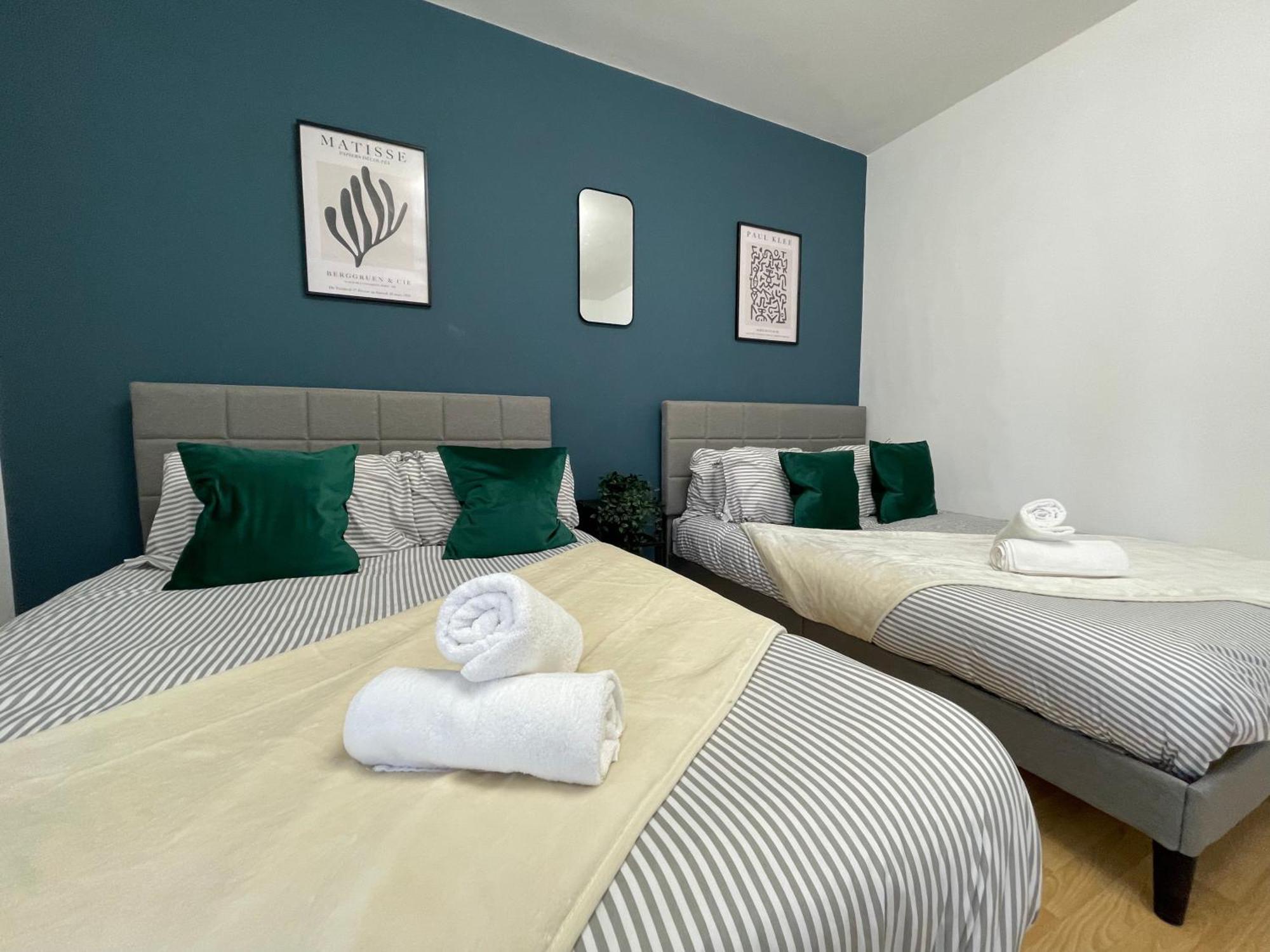 Beautiful Near Waterloo! - Sleeps 9 * Londres